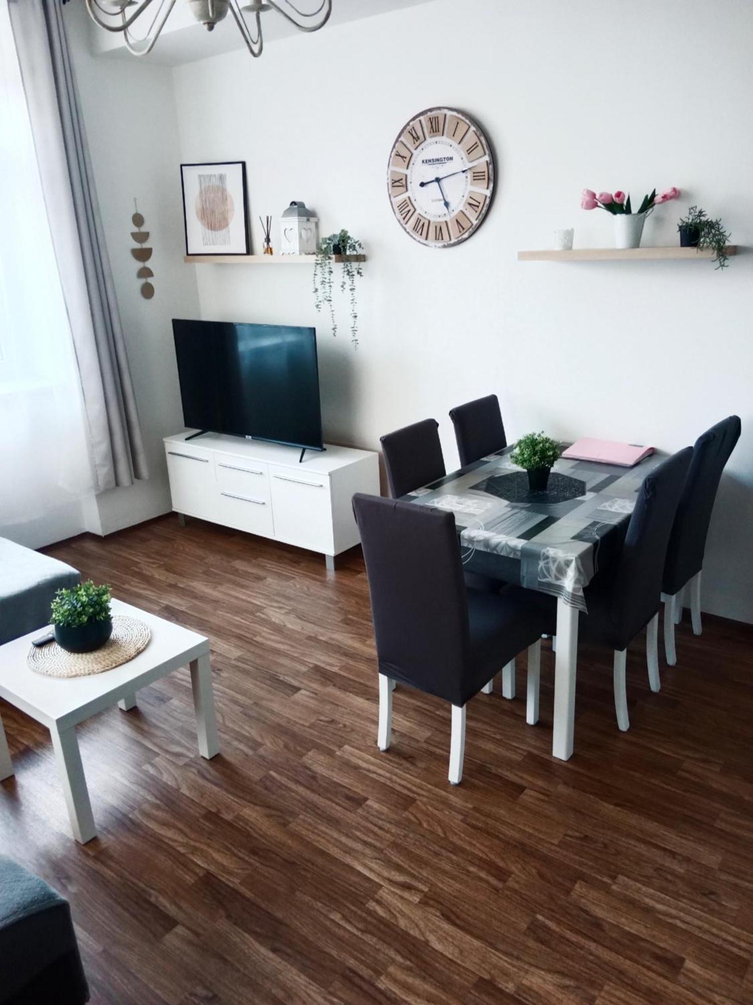 Apartman U Fontany Poděbrady エクステリア 写真